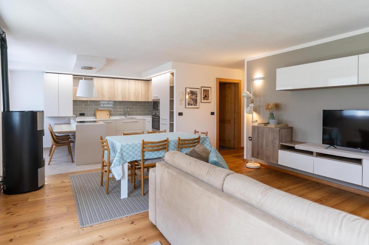 Appartamento 'CASA BEBA' Cavalese Esterno foto