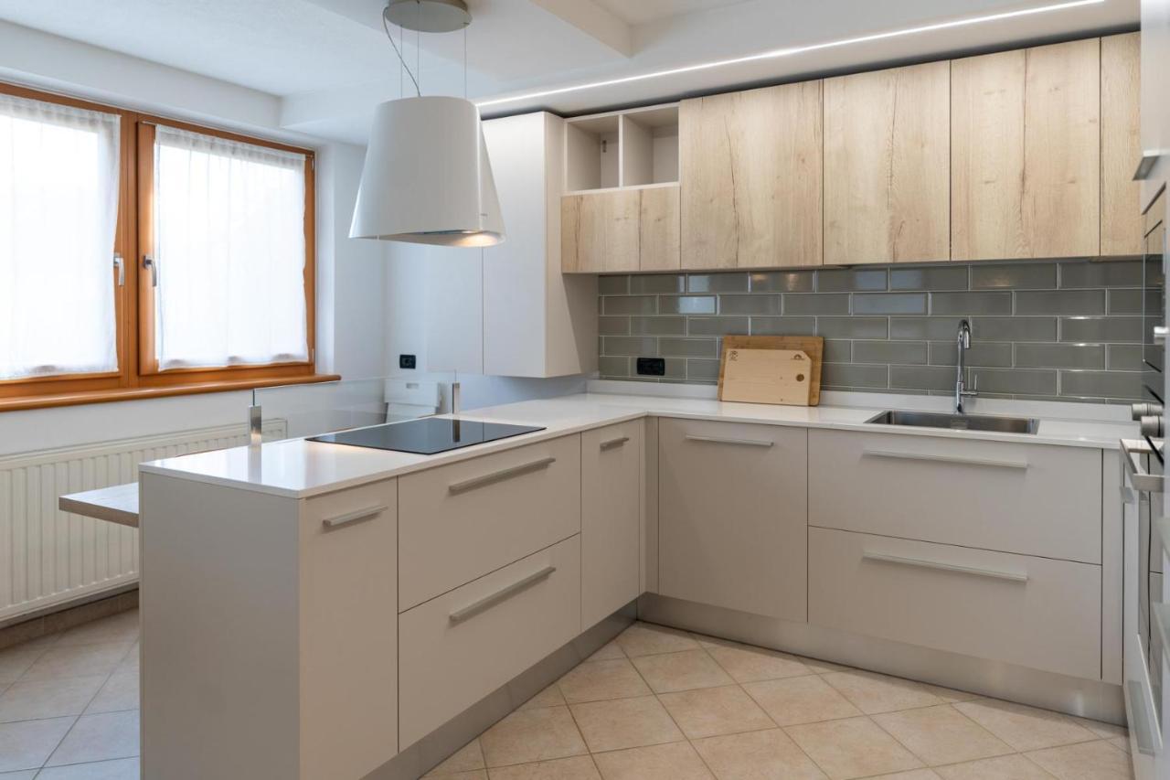 Appartamento 'CASA BEBA' Cavalese Esterno foto